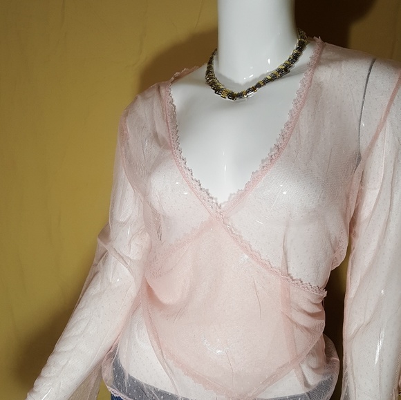 Beautiful Victoria Secret top - Picture 8 of 8